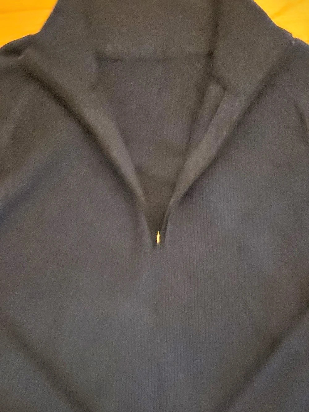 Lululemon Men Textured Knit Half Zip Sweater Navy Blue Medium 21" P2P - Picture 4 of 6